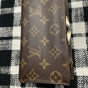 Vintage LV checkbook, coin wallet